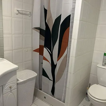 3 Pieces Climatise, Vue Mer, Centre-ville - Fr-1-251-863 Lejlighed