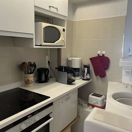 3 Pieces Climatise, Vue Mer, Centre-ville - Fr-1-251-863 Lejlighed