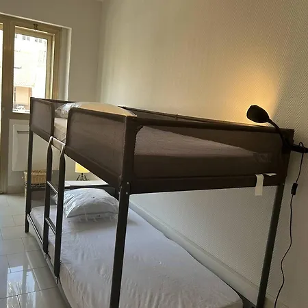 3 Pièces Climatisé, Vue Mer, Centre-ville - Fr-1-251-863 * Le Lavandou